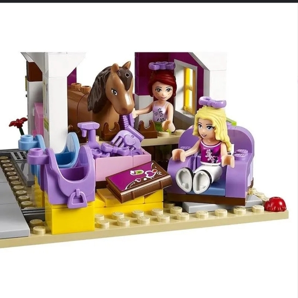 Lego Sunshine Ranch Building Set - Picture 4 of 16